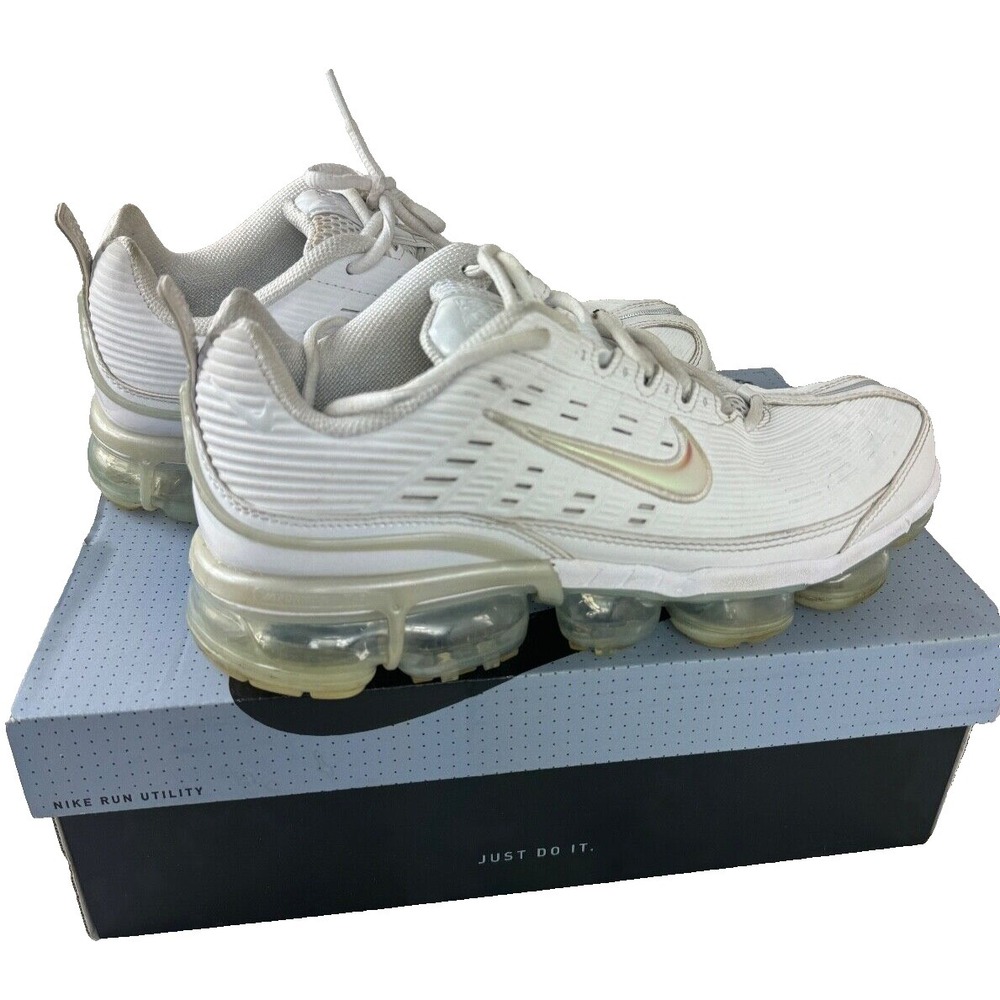 Nike Men's Air Vapormax 360 Triple White Sneakers Size 9.5 Ck9671-100